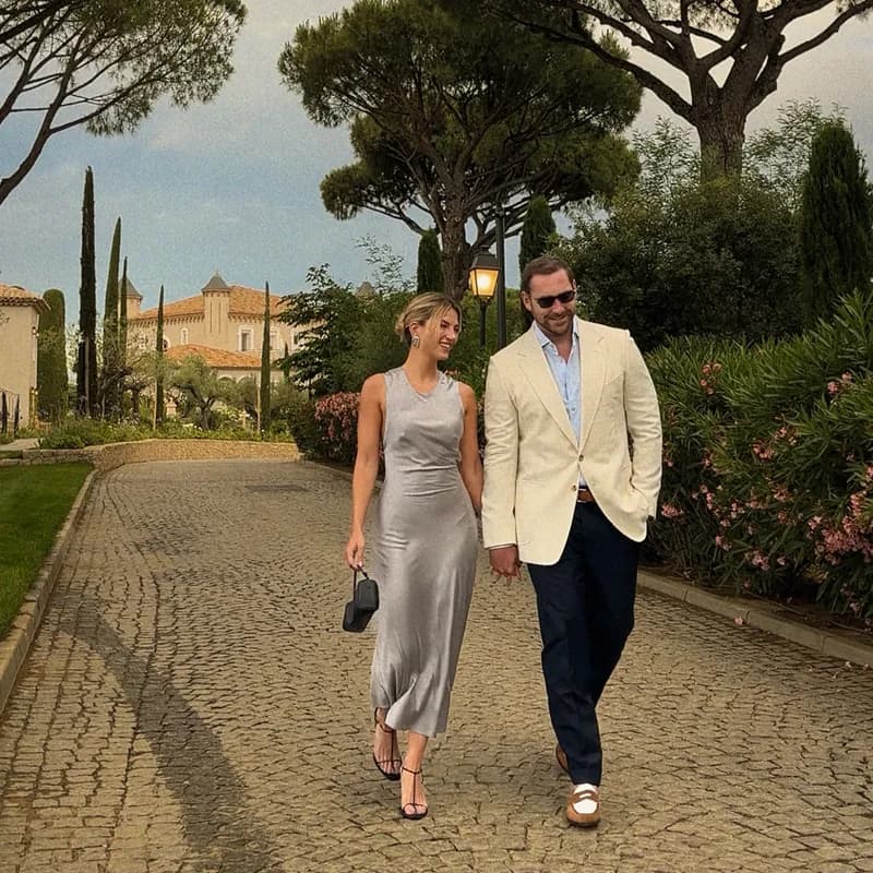 Што да облечете на свадба 2026 -- Водич за гостинки