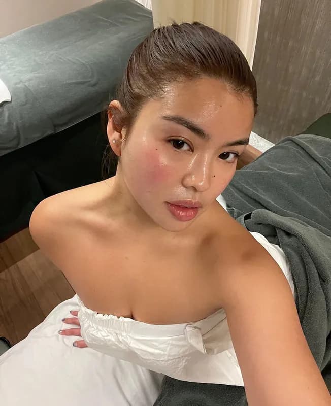 Ексфолијација за мазна текстура -- AHA и BHA киселини